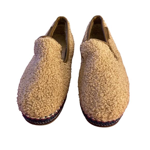 Chelsea‎ & Violet Casual Shoes Tan Sherpa Size 8 - Picture 2 of 9